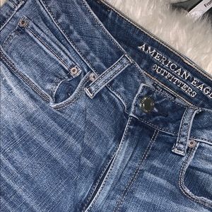 High-wasted American Eagle jeans